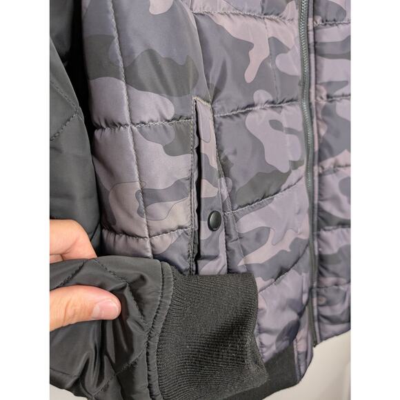 Express Men's Bomber Jacket Size Medium Camo Black - Picture 2 of 6